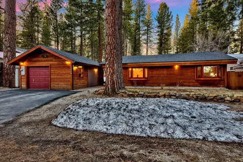 10424 Olympic Blvd, Truckee, CA 96161