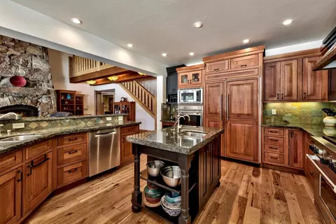 11368 Bennett Flat Rd, Truckee, CA 96161 photo 6