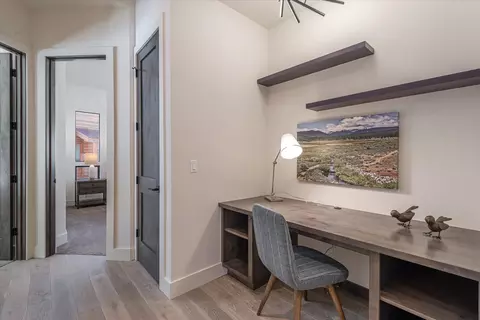 11861 Bottcher Loop, Truckee, CA 96161 photo 9