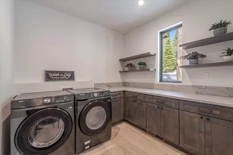 11861 Bottcher Loop, Truckee, CA 96161 photo 20
