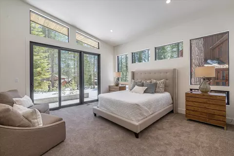 11861 Bottcher Loop, Truckee, CA 96161 photo 10