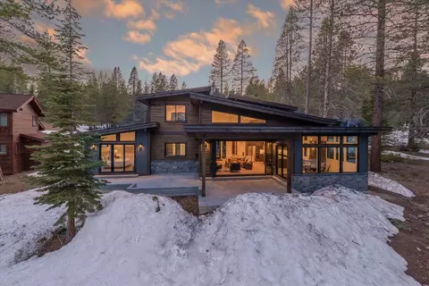 11861 Bottcher Loop, Truckee, CA 96161 photo 21