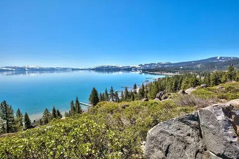 1877 N Lake Blvd # 111, Tahoe City, CA 96145