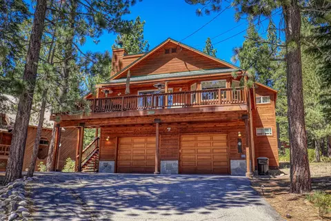 12150 Bennett Flat Rd, Truckee, CA 96161