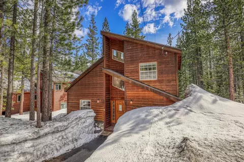 13230 Muhlebach Way, Truckee, CA 96161