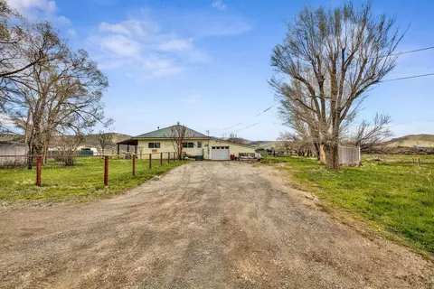 94012 Highway 70, Chilcoot, CA 96105
