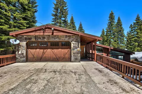 11731 Skislope Way, Truckee, CA 96161