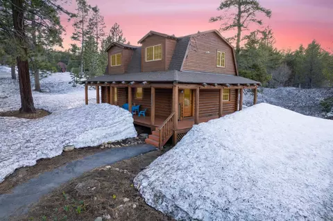 14886 Slalom Way, Truckee, CA 96161