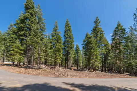 11625 Lockwood Dr, Truckee, CA 96161