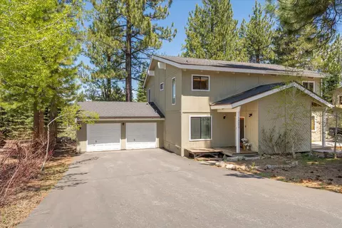 10272 Schaffer Dr, Truckee, CA 96161