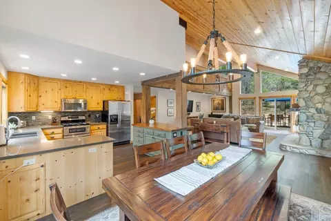 11683 Bennett Flat Rd, Truckee, CA 96161 photo 4
