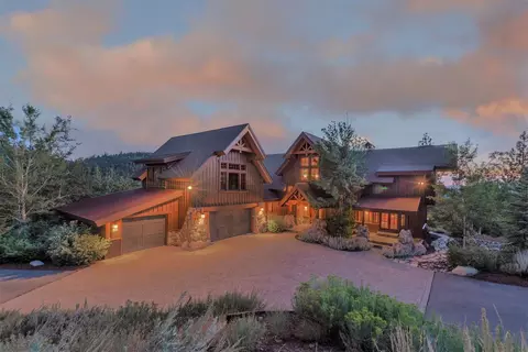 18827 Nighthawk Way, Truckee, CA 96161