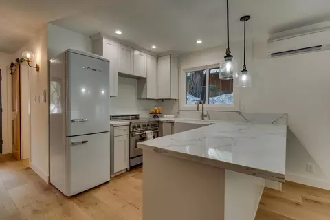 10467 Washoe Rd, Truckee, CA 96161