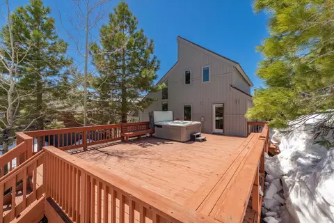 12676 Pinnacle Loop, Truckee, CA 96161 photo 19