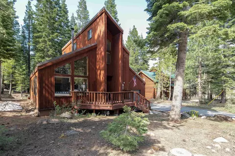 12154 Saint Bernard Dr, Truckee, CA 96161