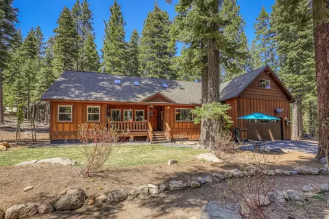 500 Carnelian Rd, Carnelian Bay, CA 96140