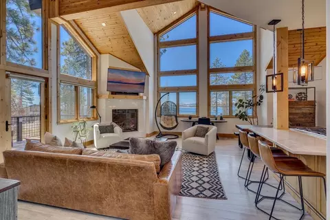 7203 N Lake Blvd, Tahoe Vista, CA 96148