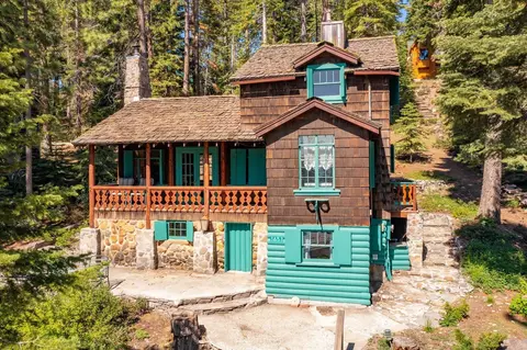 3653 N Lake Blvd, Carnelian Bay, CA 96140