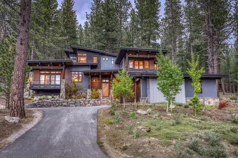11380 Ghirard Rd, Truckee, CA 96161