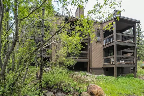 3033 Silver Strike, Truckee, CA 96161