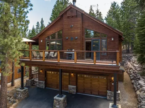 12043 Brookstone Dr, Truckee, CA 96161