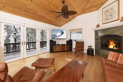 11965 Sitzmark Way, Truckee, CA 96161