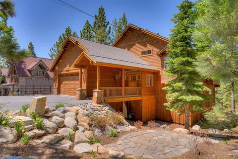 15300 Wolfgang Rd, Truckee, CA 96161