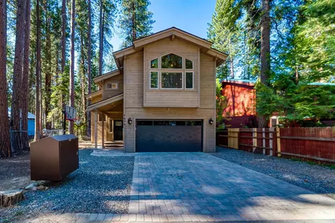 8666 Brook Ave, Kings Beach, CA 96143
