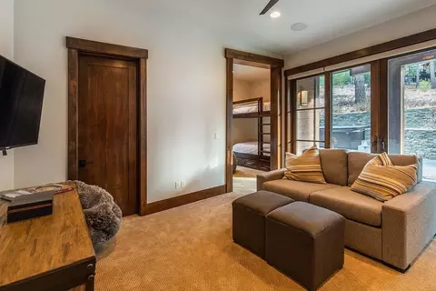 8262 Ehrman Dr, Truckee, CA 96161 photo 18