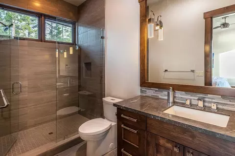8262 Ehrman Dr, Truckee, CA 96161 photo 16