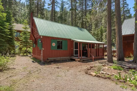 15779 Cottonwood St, Truckee, CA 96161