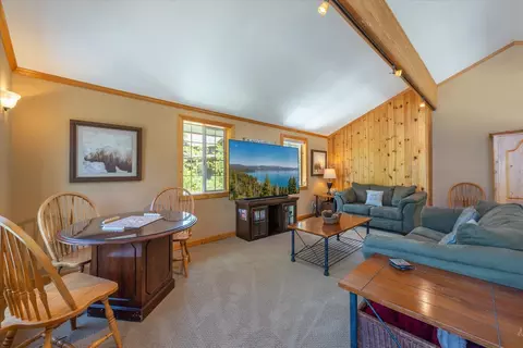 219 Basque, Truckee, CA 96161 photo 8