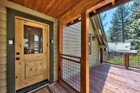 14489 Reed Ave, Truckee, CA 96161