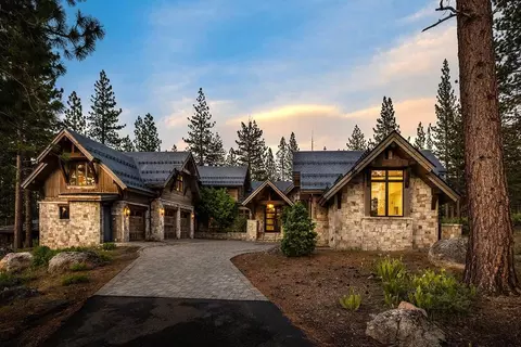 9661 Dunsmuir Way, Truckee, CA 96161