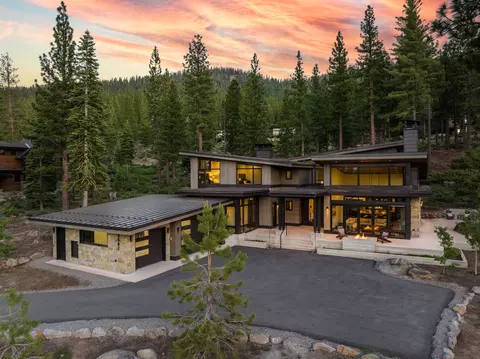 9507 Wawona Ct, Truckee, CA 96161