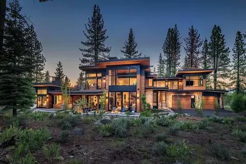 9601 Dunsmuir Way, Truckee, CA 96161