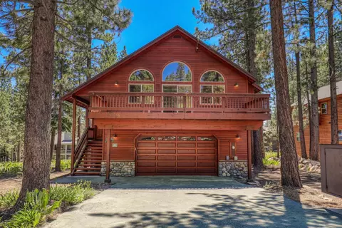 11936 Oslo Dr, Truckee, CA 96161