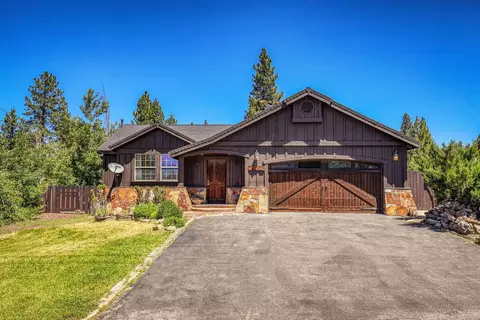 11214 Dorchester Dr, Truckee, CA 96161