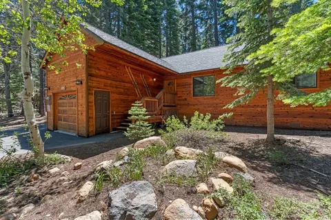 15375 Northwoods Blvd, Truckee, CA 96161