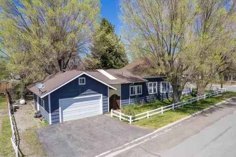 201 Alleghany St, Loyalton, CA 96118