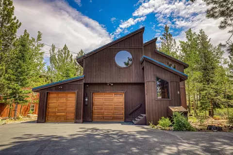 13656 Hillside Dr, Truckee, CA 96161