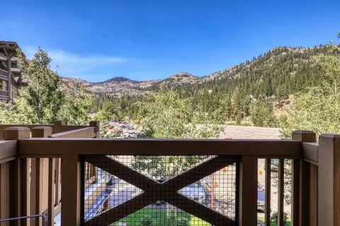 1850 Village South Rd # 4-227, Olympic Valley, CA 96146