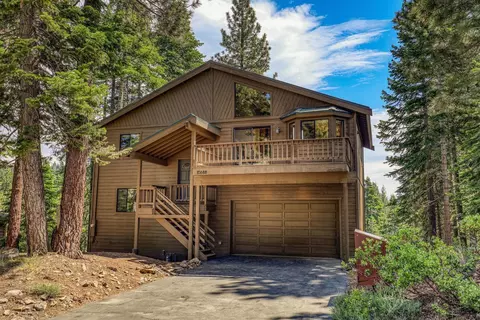 10688 Mougle Ln, Truckee, CA 96161