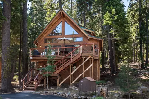 12675 Saint Bernard Dr, Truckee, CA 96161
