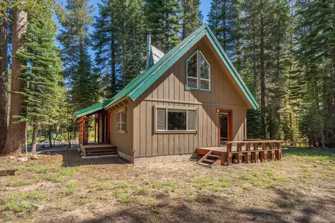 4114 Westshore Dr, Soda Springs, CA 95728