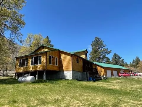446-305 Highway 395, Milford, CA 96121