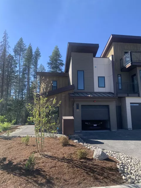 13074 Split Rock Ct # 2, Truckee, CA 96161