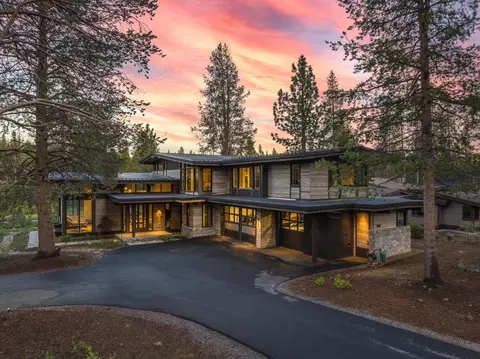 11611 Ghirard Rd, Truckee, CA 96161