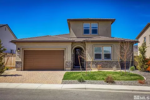 293 Commodore Dr, Verdi, NV 89439