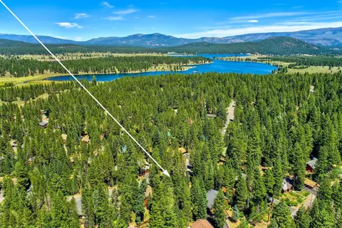 10451 Jeffrey Way, Truckee, CA 96161